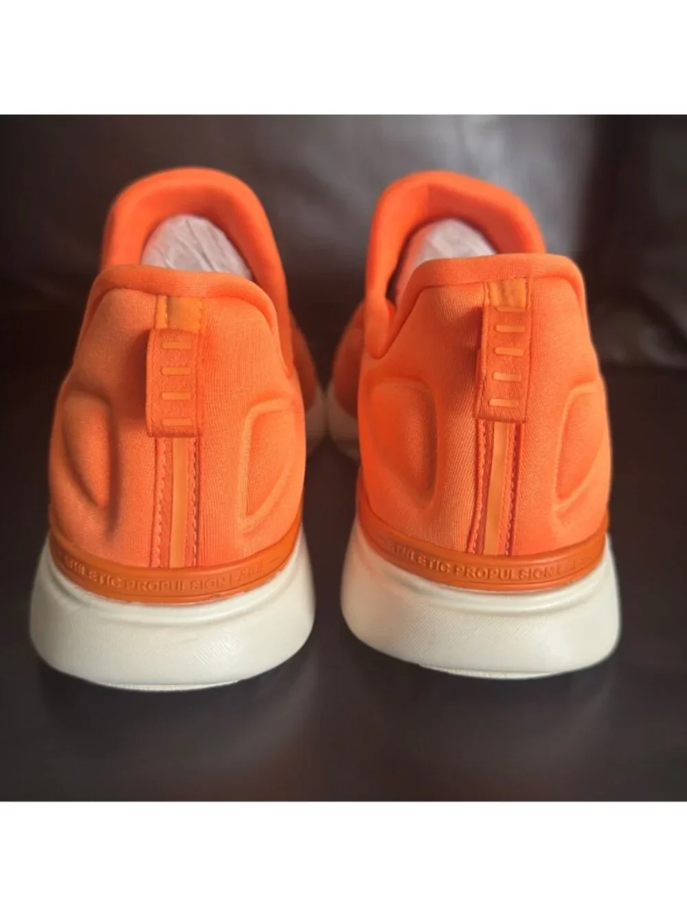 APL Techloom Tracer Mens Bright Orange Athletic Shoes Size‎ 10.5 US Lightweight